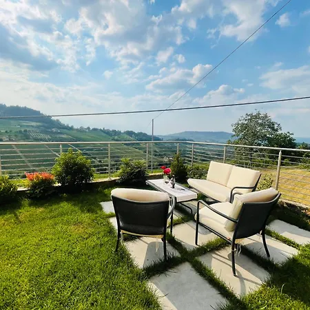 Casa Rafanelli Apartment Monforte D'Alba Exterior photo